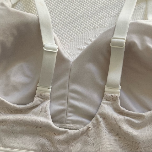 Tommy John Intimates & Sleepwear Tommy John Bra Second Skin Triangle Bralette Removable Pads